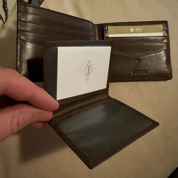 Fossil leather wallett - Picture 2 of 4
